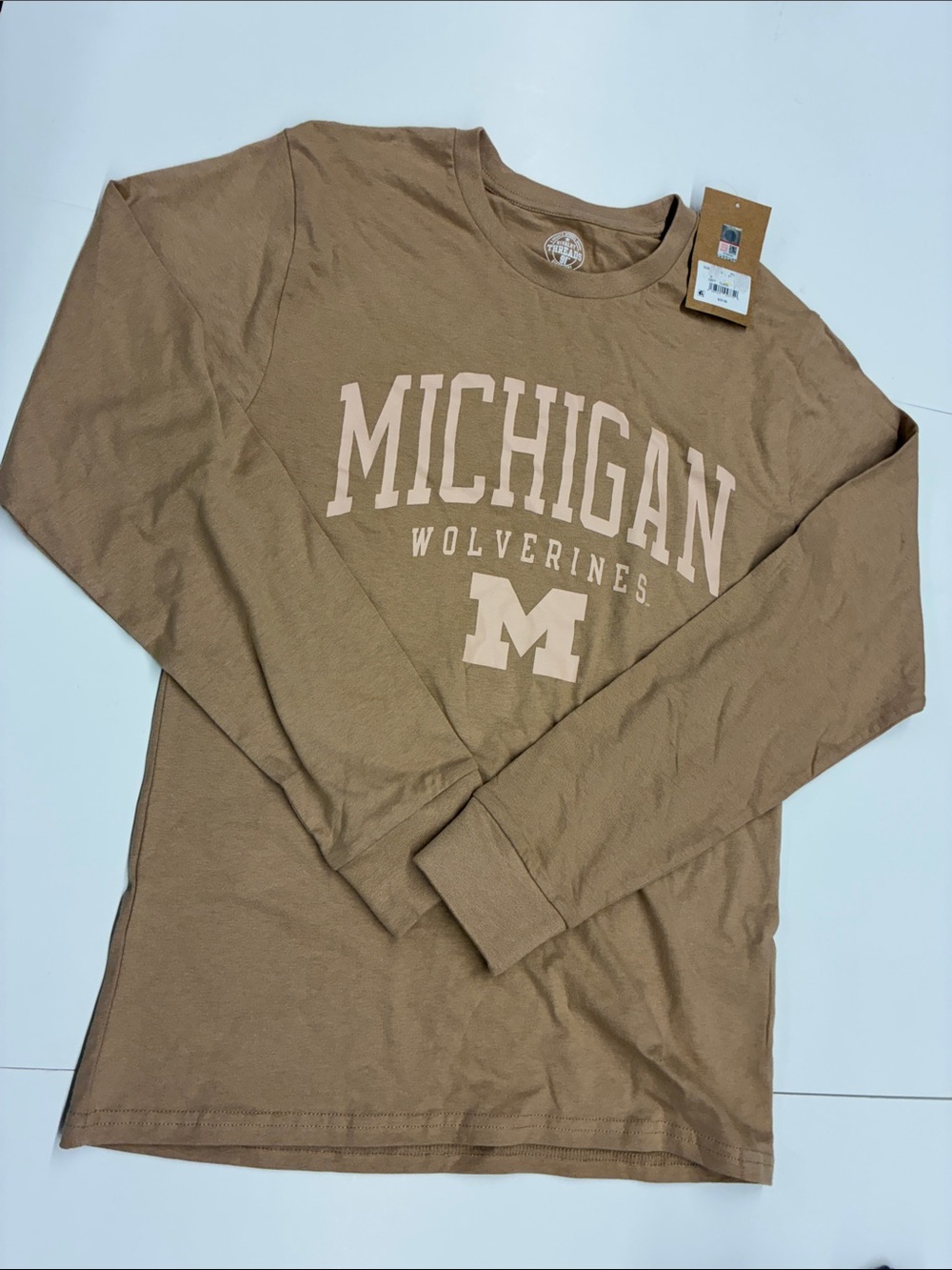 NEW Rivalry Threads NCAA Officially Licensed Michigan Wolverines Shirt